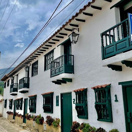 Hotel-Apartahotel Boutique Piedra & Luna Вилья-де-Лейва Экстерьер фото