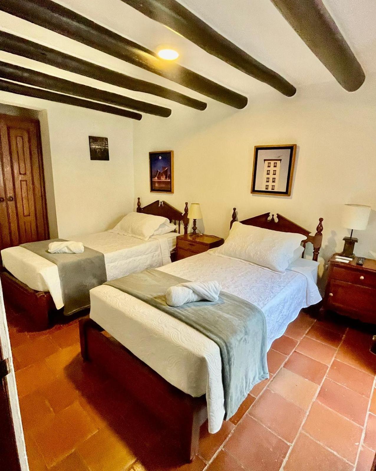Hotel-Apartahotel Boutique Piedra & Luna Вилья-де-Лейва Экстерьер фото