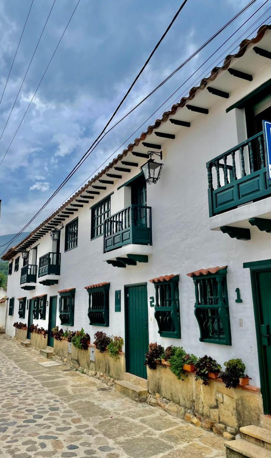 Hotel-Apartahotel Boutique Piedra & Luna Вилья-де-Лейва Экстерьер фото